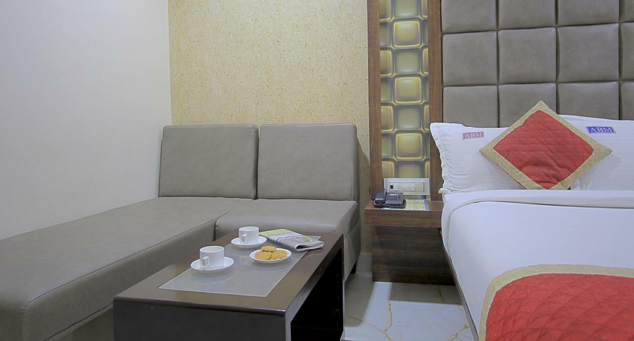 Abm Express Inn Bangalore Esterno foto